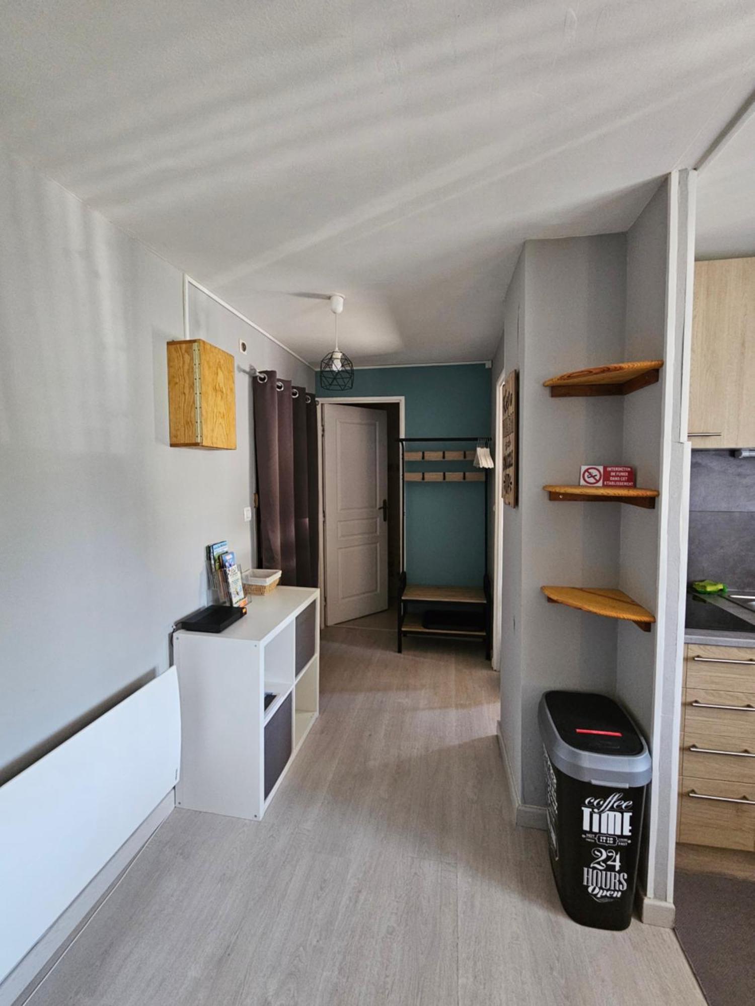 Appartement 1-4 Personnes, Residence "Le Belouga" Le Mont-Dore Exterior foto
